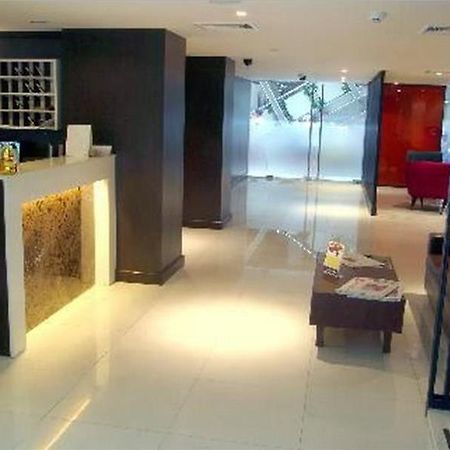24 Inn Hotel Bangkok Bagian luar foto