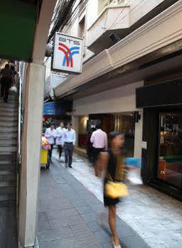 24 Inn Hotel Bangkok Bagian luar foto