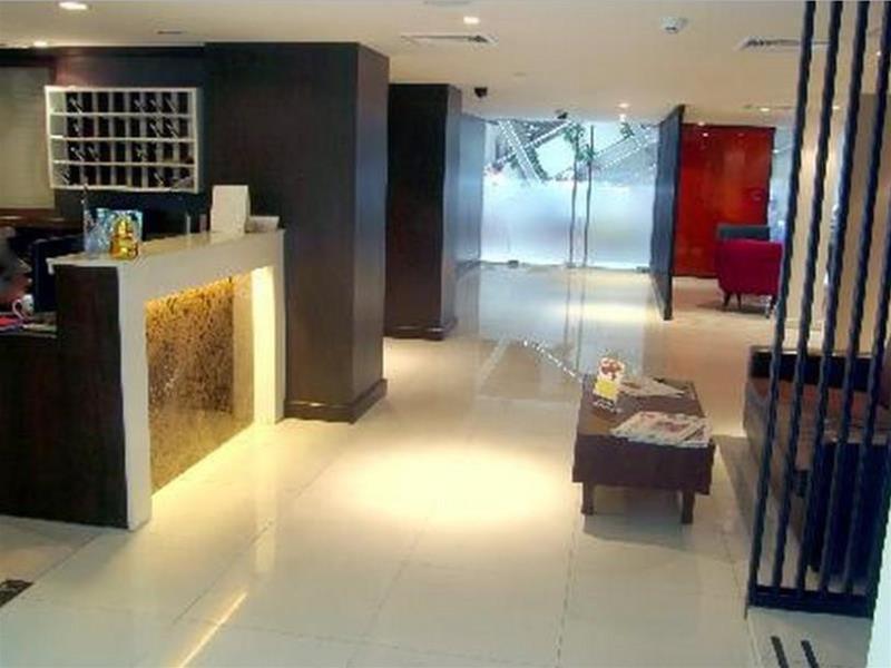 24 Inn Hotel Bangkok Bagian luar foto