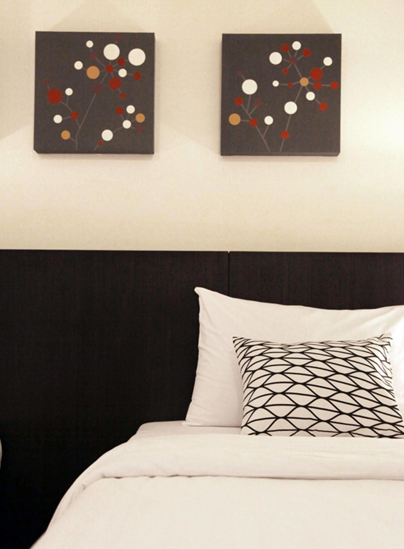 24 Inn Hotel Bangkok Bagian luar foto